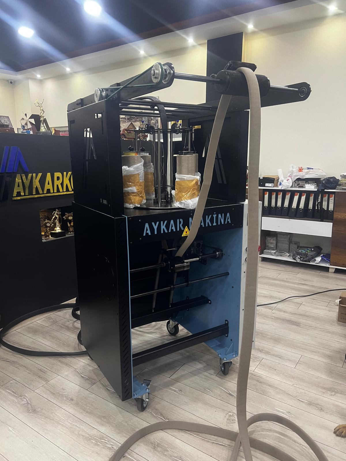 Sünger Üstü Örgü Makinası